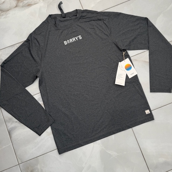 Vuori Other - 🆕 Vuori x Barrys Rare Release Mens Tradewind Tech Long Sleeve Tech Tee Shirt
